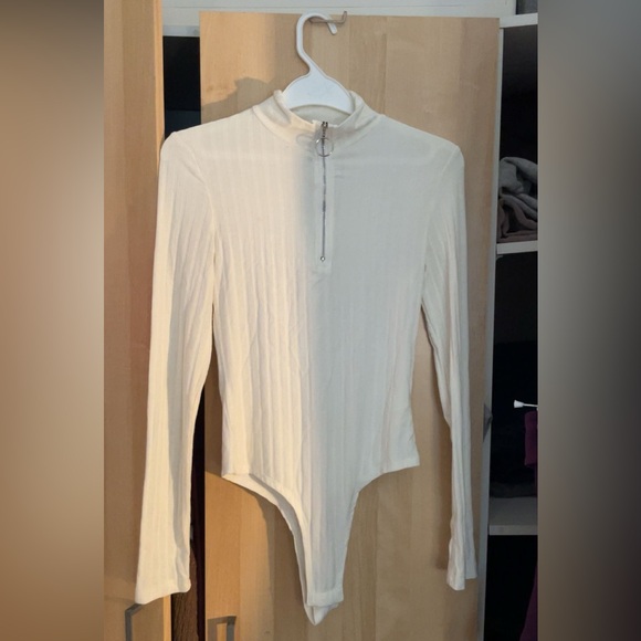 White Ribbed Bodysuit - Picture 2 of 3